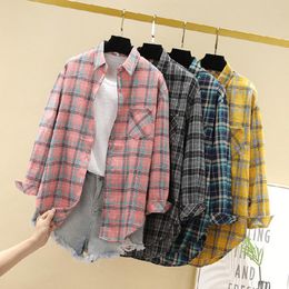 Women's Blouses Dasswei 2022 Spring Autumn Plaid Long Sleeve Shirt Women Casual Turn Down Collar Female Plus Size Loose Tops Clothing