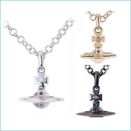 Pendant Necklaces Charmnanaspce- Queen Msee Pic Of The West Small Ufo Glass Beads Three-Nsional Clavicle Necklace Punk Special Packag Dhdvu