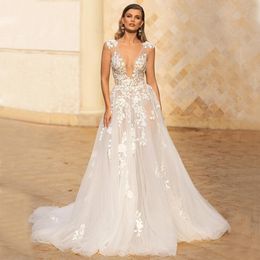 Stylish Lace Wedding Dresses Appliqued Beach Bridal Gowns Deep V Neck A Line Sweep Train Tulle robe de mariee