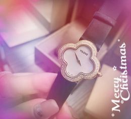 Top Brand Quartz Fashion Womens Time Clock Uhren 34mm 29mm Auto Date Diamonds Ring Designer Echtes Leder Elegantes kleines Armbanduhr