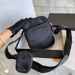 BLACK Zipper postman nylon bags fashion men's Triangle crossbody bags women's mini Messenger shoulder bag Mobile phone purse letter p