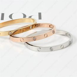 Love Series Snap Bracelet 6mm Width Bangle 16-19cm Size 4 Diamond Replica Top Luxury Jewellery Premium Gift Couple Bracelet272i