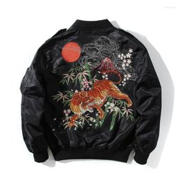 Men's Down Men's & Parkas Winter Style Chinese Heavy Embroidery Tiger Padded Coat Tide Brand Personality Flight Suit Yokosuka Jacket