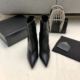 2022 Mektup Topuk Ayak Bileği Botları Lüks Ayakkabı Moda Konforlu Noktalı Ayak Parçaları Ayak Bileği Botları Stiletto Kısa Lüks Marka Tasarımcı Kadın Botlar
