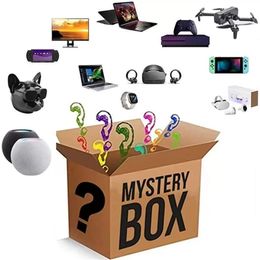 Mystery Box Electronics cajas aleatorias Regalos sorpresa regalos de suerte para adultos como altavoces Bluetooth auriculares Bluetooth 247E