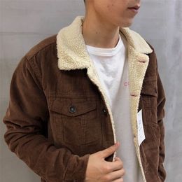 Capaco de inverno de couro de couro masculino Corduroy mais casaco de lã de cordeiro quente e grossa de estilo amplo de tamanho grande 220916