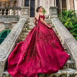 2022 Dark Red Quinceanera Dresses Sparkly Sequined Lace Ball Gown Spaghetti Straps Off Shoulder Crystal Beads Corset Back Satin Sw323p