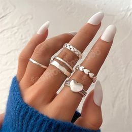 Vintage Silver Color Plated Heart Ring for Womens Steampunk Love Ring Sets Female Party Jewelry