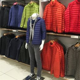 Erkekler Down Parkas Erkekler Dört Seasons Ultra Hafif Paketlenebilir Ceket Suyu ve Rüzgara Dayanıklı Nefes Alabası Büyük Boy Erkek Hoodies Ceketler 220919