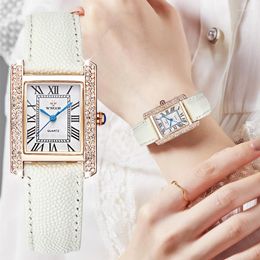 Wristwatches WWOOR Women Watch Fashion White Leather Ladies Wrist Waterproof Quarzt Diamond Rhinestones Bracelet Montre Femme