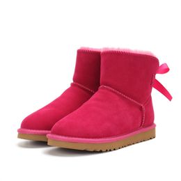2024 Australia Boot Autunno Inverno Designer Stivali da neve caldi Donna Mezza caviglia Pelliccia piena Soffice Raso peloso Usa Ugglies