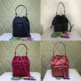 Designer P Bags 2022 Spring and Autumn Drawstring Bucket Bag Fashion One Shoulder Messenger Ladies Small Bag Wholesale