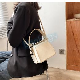 HBP Women's Shoulder Bags 2022 New Handbag Portable Box Small Square Bag Western Style Crossbody