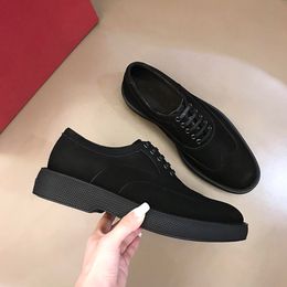 -2022 Novos tênis sapatos de alta qualidade Designer de luxo Couro masculino Uma variedade de materiais confortáveis ​​boutique boutique Oxford Shoe SGV
