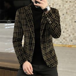 Men's Suits Blazers Blazer Autumn Winter Crystal Velvet Thickened Suit Jacket Young Handsome Plaid Coat Business Casual Men Clothing 220920
