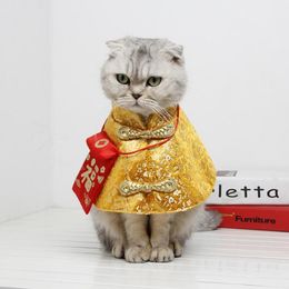 Cat Costumes Pet Dog Chinese Style Clothes Spring Festival Cape Neck Red Envelope Christmas Day Year Collar Bow Tie Costume Products 220920