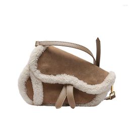 Evening Bags Women's Shoulder Bag Saddle Shape Vintage Lamb Wool Plush Crossbody Winter Brown 2022 Fashion Female