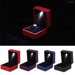 Jewellery Pouches Creative LED Lighted Ring Gift Box Wedding Boxes Necklace Storage Cases Display Couple Birthday Gifts Wholesale