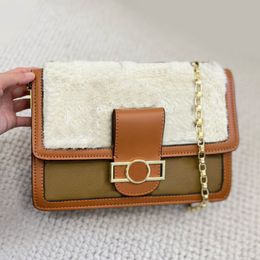 Plush Chain Bag Flap Designer Shoulder Bags Women Handbags Underarm Bags Purse Soft Quality Wool Genuine Leather Fashion Lettering 4 Colours 2 Straps Gold Hardware