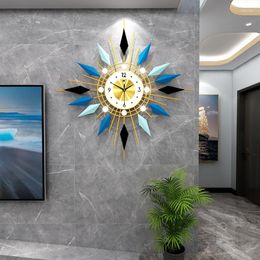 Wall Clocks Products Light Luxury Decoration Clock Home Living Room Creative Iron Decor