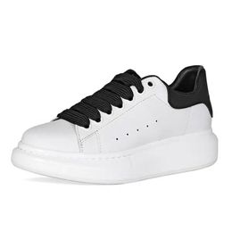 Designer Sneakers Casual Shoes Unisex Sales volume 1000 Luxury Men Platform Shoes Black Suede Triple White Pink Rainbow Mens Womens Outdoor Trainers With box