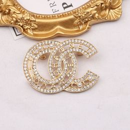 Luxury Women Designer Brand Double Letter Brooches 18K Gold Plated Inlay Crystal Rhinestone Jewellery Brooch Hollow Pearl Pin Bride Marry Wedding Party Accessories