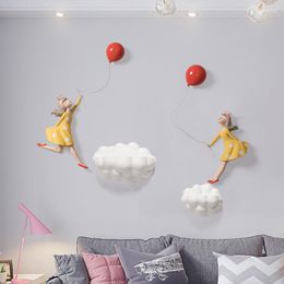 Decorative Figurines Nordic Creative Cloud Balloon Girl Wall Hanging Pendant Children's Room Bedroom Background Resin Craft Decoration