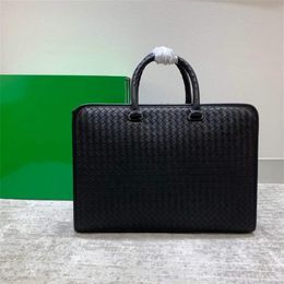 attache briefcases Canada - Luxury Designer Briefcase for Men Genuine Leather Business Laptop Bag Hand Weaving Attache Case with Removable Strap2492