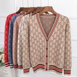 Designer Woman Sweater Reversible Cotton Jacquard Cardigan Mens Polo Cardigans v Neck Long Sleeved Casual Knit Jacket Coat Autumn Keep Warm Bottoming