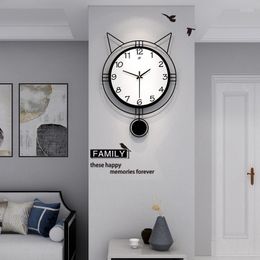 Wall Clocks Modern Design Clock Round Vintage Wooden Creative Room White Pendulum Horloge Murale Home Decoration