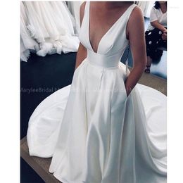 Wedding Dress Sexy Deep V-neck Beach Dresses With Pockets White Satin Front Split Vestidos De Noiva Boho Bridal Robe Mariage