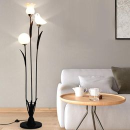 Floor Lamps Modern Nordic Minimalist Iron Art Lamp Fashion Creativity Light For Living Room Bedroom Study Dining