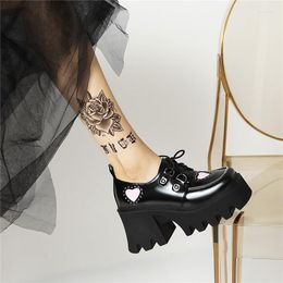 Dress Shoes YMECHIC Punk Dark Wind Style Heart Shaped Print Pumps Women 2022 Retro Metal Zipper Decorative Rivet Gothic Rock Platform
