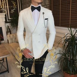 2023 Tailored Made Ivory Double Breasted Mens Suits Blazer Pants 2 Piece Set Formal Groom Suit Casual Business Wedding Groomsmen Tuxedo