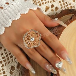 Korean Gold Hollow Flower Finger Ring for Women Bridal Crystal Wedding Engagement Rings Valentine's Day Gift