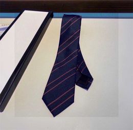 Luxury Designers Ties Fashion Bee Decorative Pattern Neck Tie Men Neckties Bussines Leisure Cravat Silk Ties High Quality