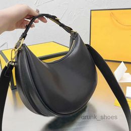 Evening Bags Fashion Tote Bag Half Moon Armpit Shoulder Handbag Women Cross Body Bags Calf Hardware Letter Handle Cell Phone Pocket Removable Shoulder Strap