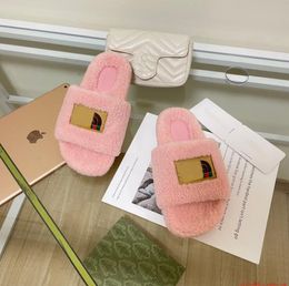 Winter Outdoor Indoor Slippers House Full Furry Soft Fluffy Plush Platform Flats Heel Non Slip Shoes Brand joint Casual Ladies Luxury Letter Embroidery shoes