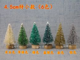 45MM Mini Christmas Tree Small Pine Tree Trees Placed In The Desktop Home Decorations Gifts 20220924 Q2 20-30