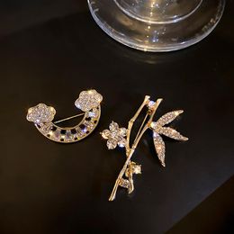 classic brooches Australia - Fashion full of diamond Brooches Classic Shaped Women Designer Brooch Luxury Jewelry L-C25313T