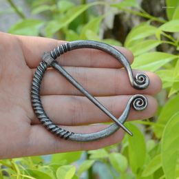 Brooches QIHE Jewellery Ancient Bronze Colour Buckles Brooch Buckle Clasp Cloak Pin Mediaeval Viking For Men Nordic