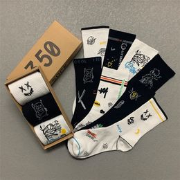 Men's Socks 3 PairsBox Cartoon Devil Graffiti Stockings Cotton Harajuku Japanese Streetwear Hip Hop Gifts For Men Women High Socks Fashion 220923