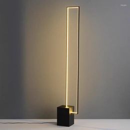 Lâmpadas de mesa Lâmpada de chão moderna Ledia nórdica LED para sala de estar Estudo Decoração Designer de metal Light Home Standing