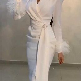 Party Dresses Arabic White Mermaid Prom Dresses Long Sleeve Feather Satin Prom Gowns For African Elegant Night Short Evening Dress Party Wear 220923