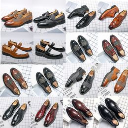 Italian luxury brand printing pattern men's shoes handmade solid color Pu stitching suede round head hook set fashion business shoes loafers large sizes