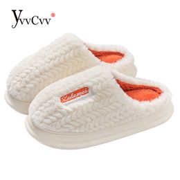 Slippers YvvCvv Fluffy Furry Slippers Women Winter Fuzzy Slides Memory Foam Slippers House Platform Shoes Indoor Closed Plush Slides 220926