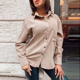 Women's Blouses Shirts Women Casual Pockets Corduroy Velvet Blouse Long Sleeve Turn Down Collar Solid Office Lady Shirt Winter Fashion Women Tops 220923