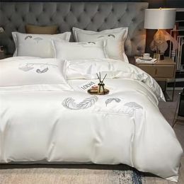 Bedding sets Home Textile Solid Colour Feather Embroidery Duvet Cover Pillow Case Bed Sheet Simple Bedding Covers Set King Queen Bedding Set 220924