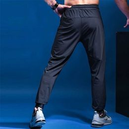 Men's Pants Sports Running Breathable Fitness Training Jogging Sweatpants Basketball Tennis Trousers Gyms Track Elastic 220924