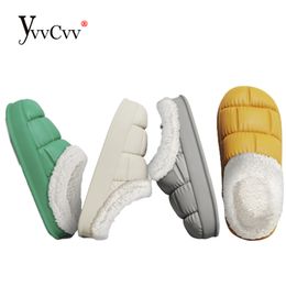 Slippers YvvCvv EVA Waterproof Slippers Women Winter Plush Garden Shoes Warm House Fuzzy Slippers Indoor Outdoor Platform Slides Men 220926